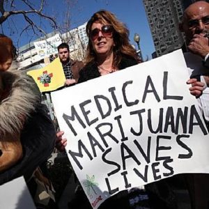 Medical-Marijuana-Protester10